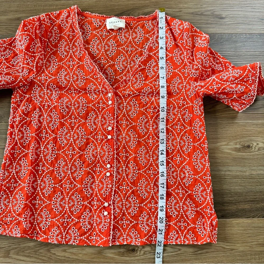 Sezane Antika Blouse Ecru On Coral 38 Fr US 6 Embroidered Button V-Neck Eyelet - Picture 9 of 11